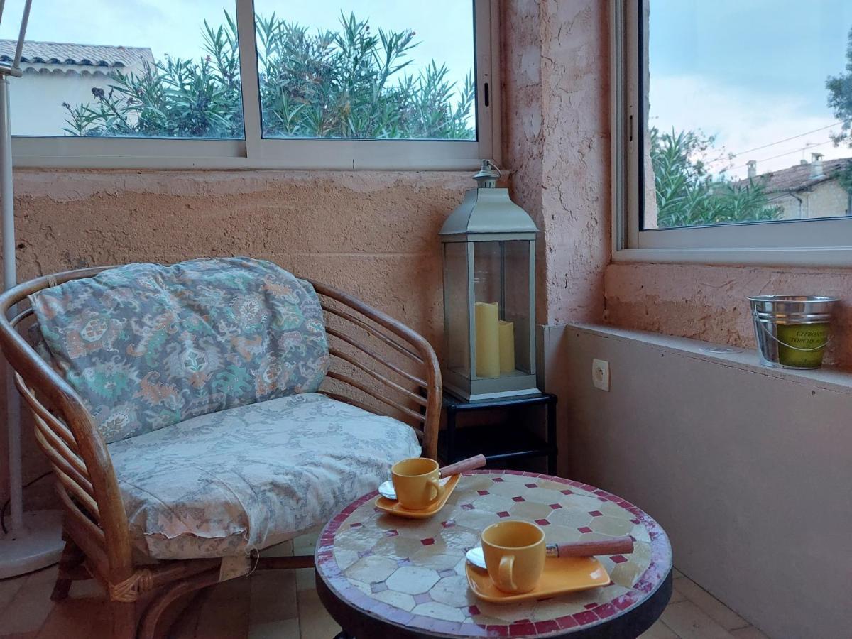 Home Tranquille Dans La Cite Du Mimosa - 2 Etoiles - Axelle Loc'Appart ماندوليو لا نابول المظهر الخارجي الصورة